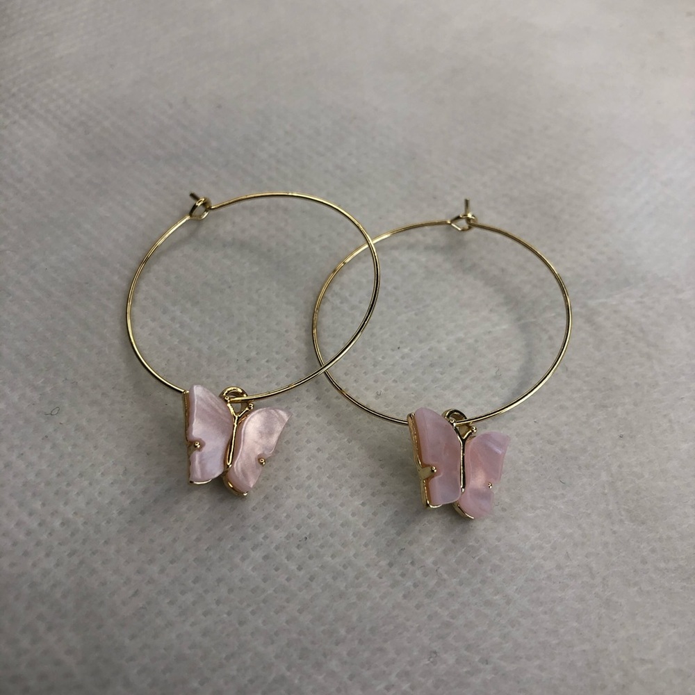 Butterfly hoops - Picture 1 of 1